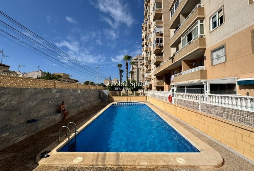 Resale - APARTMENT -
TORREVIEJA - Costa Blanca