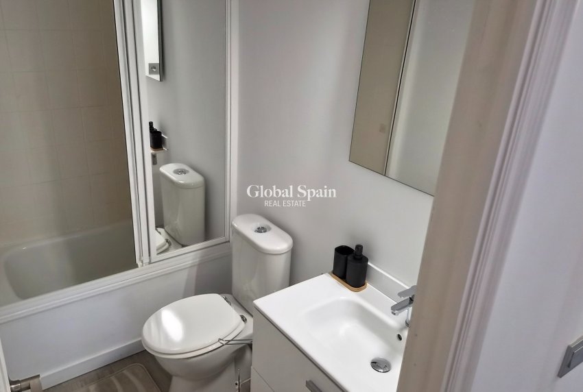 Resale - APARTMENT -
TORREVIEJA - Costa Blanca