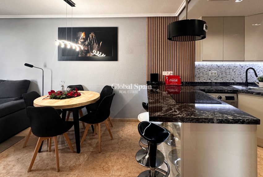 Resale - APARTMENT -
TORREVIEJA - Costa Blanca