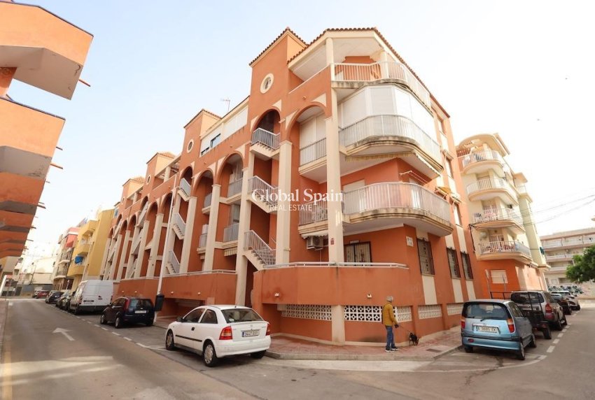 Resale - APARTMENT -
TORREVIEJA - Costa Blanca