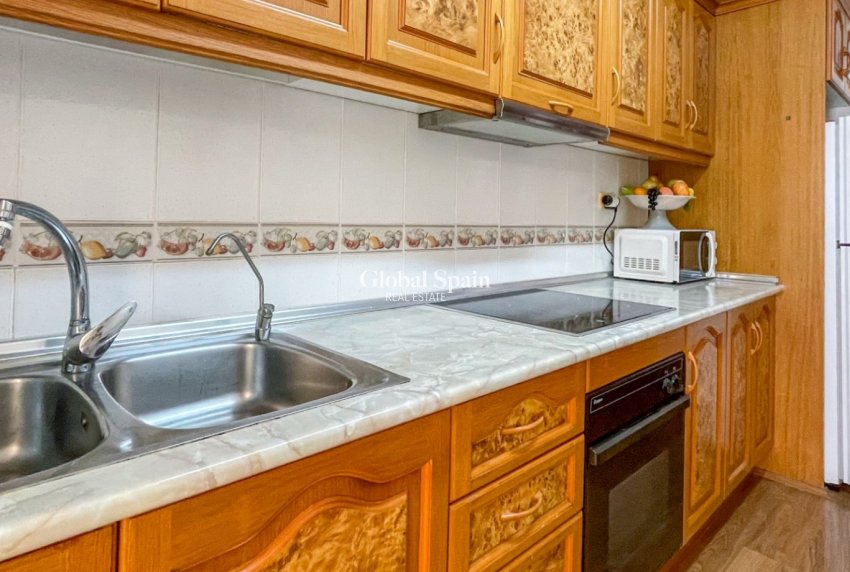 Resale - APARTMENT -
TORREVIEJA - Costa Blanca