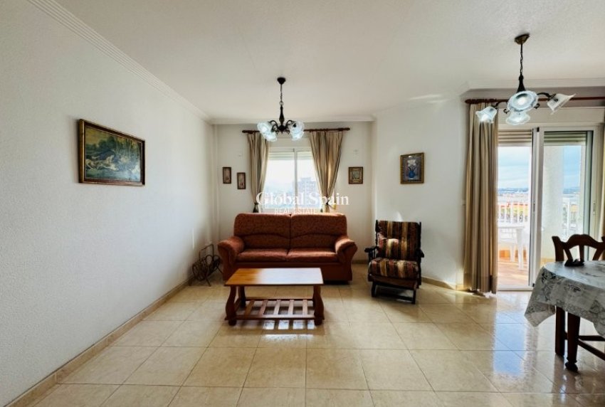 Resale - APARTMENT -
TORREVIEJA - Costa Blanca