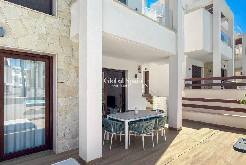 Resale - APARTMENT -
TORREVIEJA - Costa Blanca