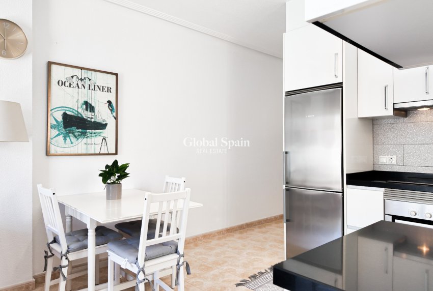 Resale - APARTMENT -
TORREVIEJA - Costa Blanca