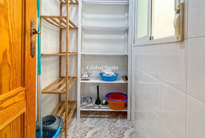 Resale - APARTMENT -
TORREVIEJA - Costa Blanca