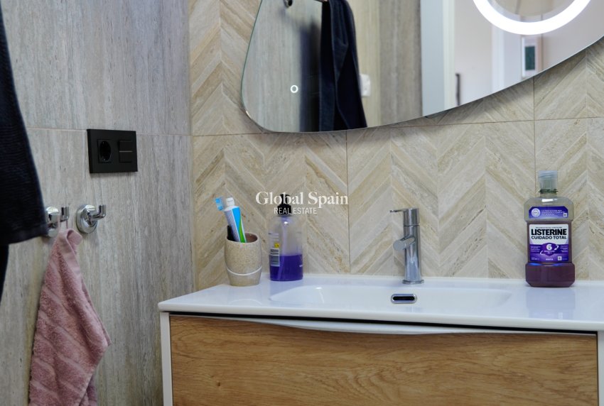 Resale - APARTMENT -
TORREVIEJA - Costa Blanca