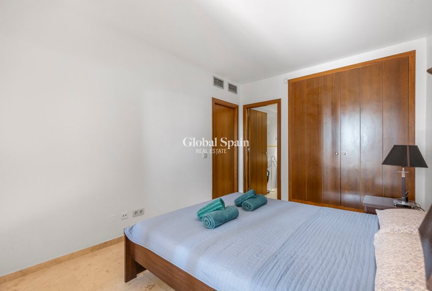 Resale - APARTMENT -
TORREVIEJA - Costa Blanca