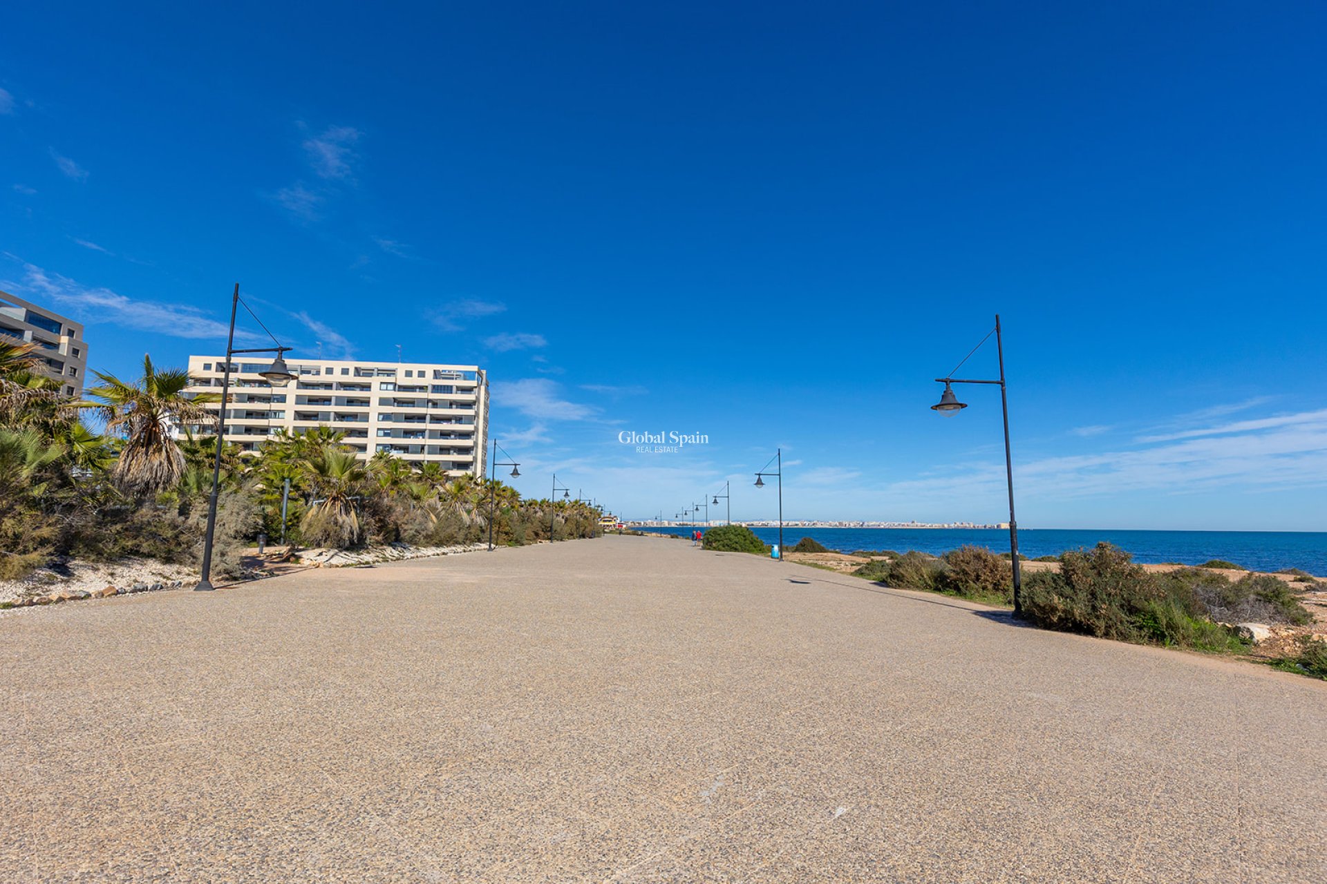 Resale - APARTMENT -
TORREVIEJA - Costa Blanca
