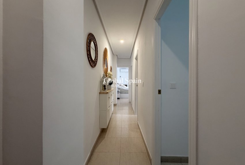 Resale - APARTMENT -
TORREVIEJA - Costa Blanca