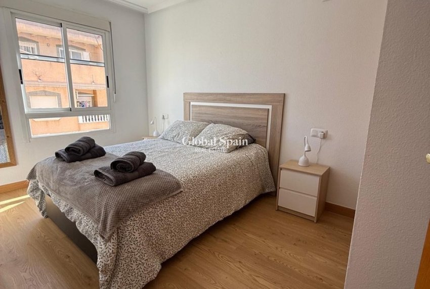 Resale - APARTMENT -
TORREVIEJA - Costa Blanca