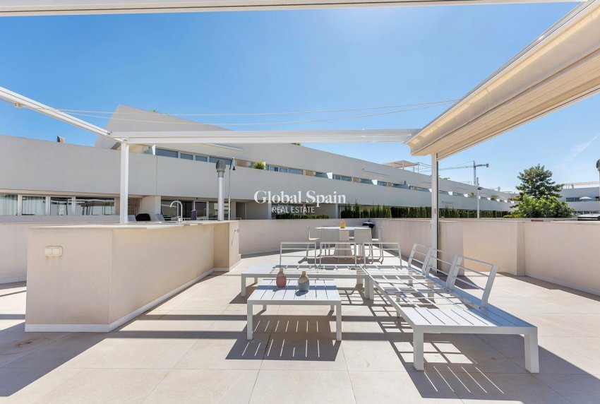 Resale - APARTMENT -
TORREVIEJA - Costa Blanca