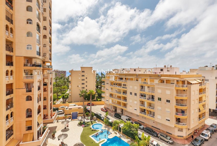 Resale - APARTMENT -
TORREVIEJA - Costa Blanca