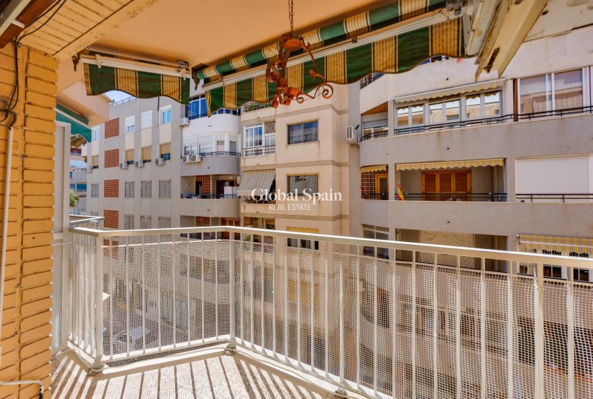 Resale - APARTMENT -
TORREVIEJA - Costa Blanca