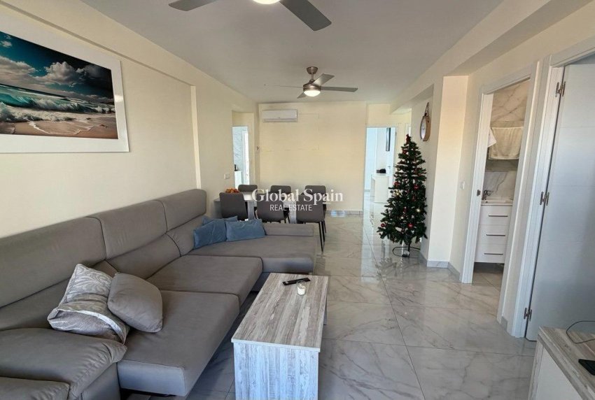 Resale - APARTMENT -
TORREVIEJA - Curva Del Palangre