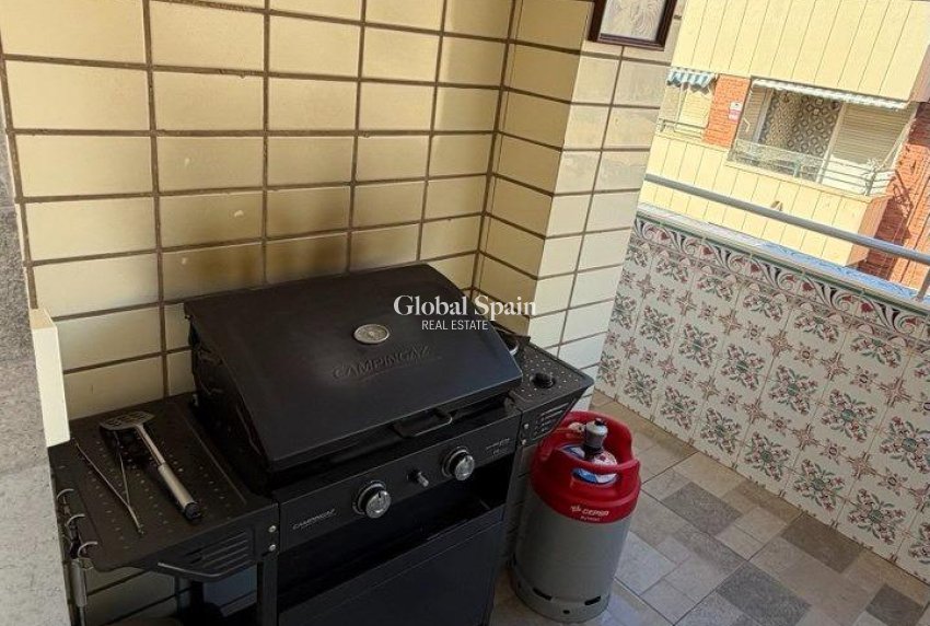 Resale - APARTMENT -
TORREVIEJA - Curva Del Palangre