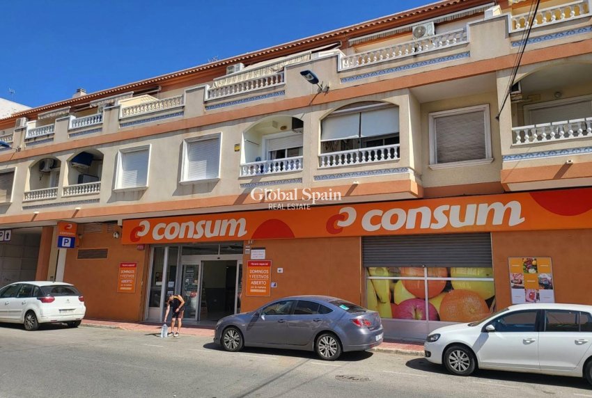 Resale - APARTMENT -
TORREVIEJA - Curva Del Palangre