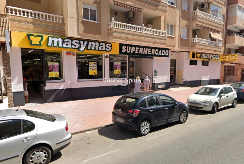 Resale - APARTMENT -
TORREVIEJA - Curva Del Palangre