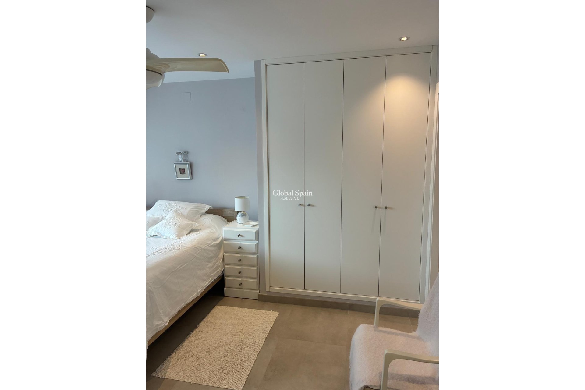 Resale - APARTMENT -
TORREVIEJA - El Acequión - Los Náufragos