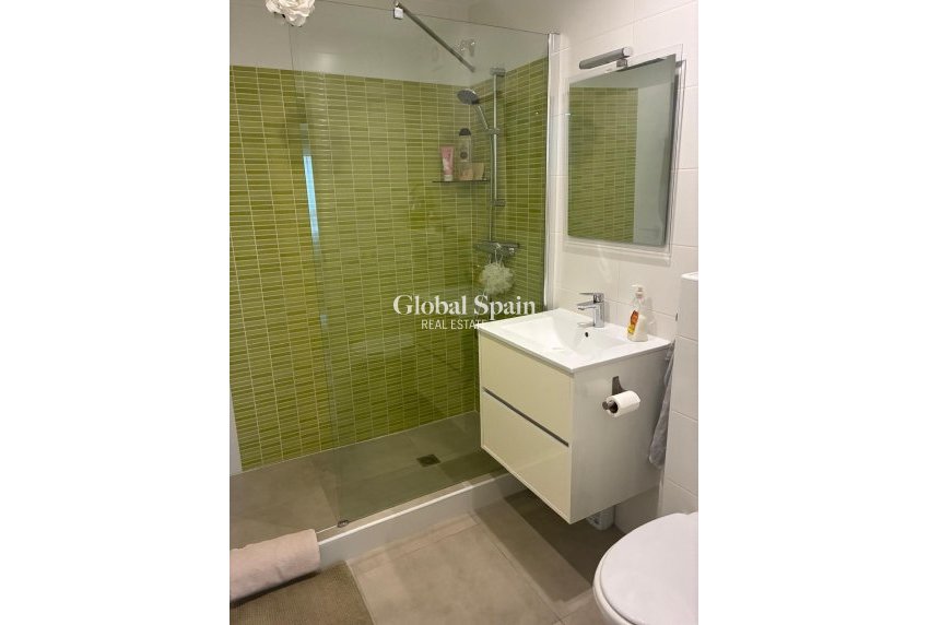 Resale - APARTMENT -
TORREVIEJA - El Acequión - Los Náufragos