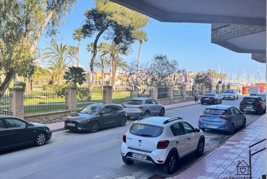 Resale - APARTMENT -
TORREVIEJA - El Acequión - Los Náufragos