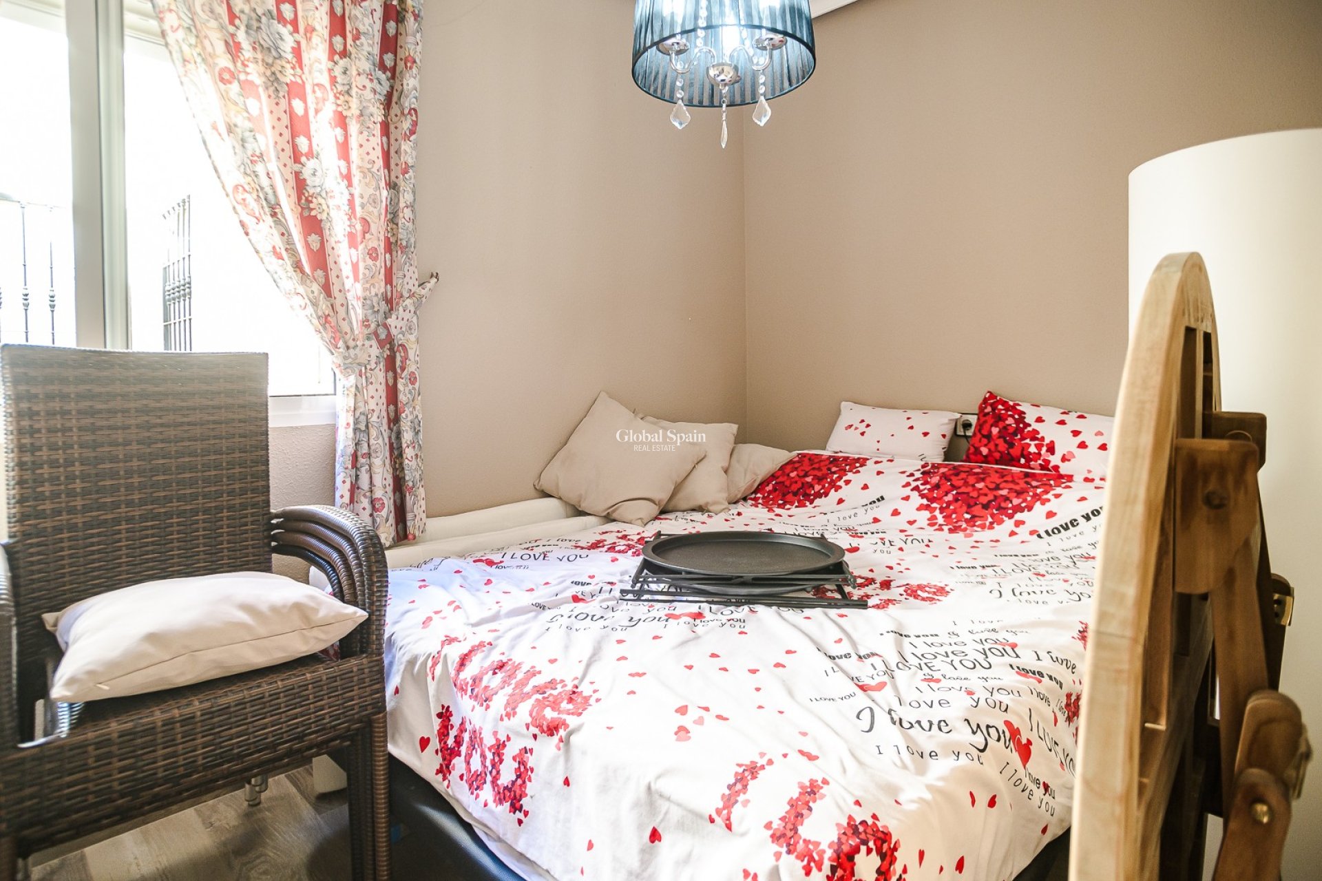 Resale - APARTMENT -
TORREVIEJA - El Chaparral