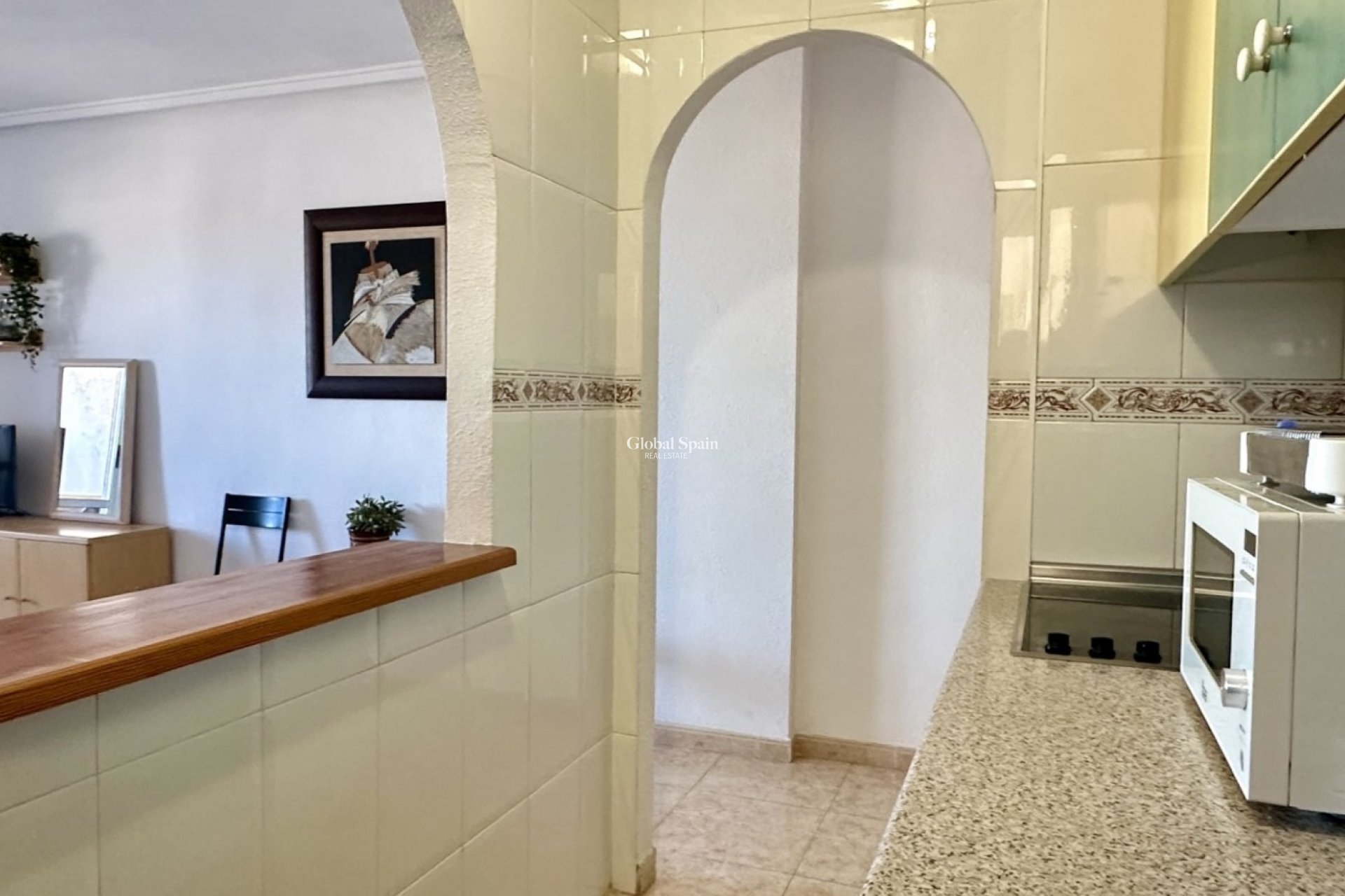 Resale - APARTMENT -
TORREVIEJA - El Molino