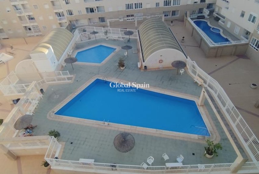 Resale - APARTMENT -
TORREVIEJA - El molino