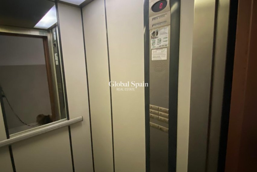 Resale - APARTMENT -
TORREVIEJA - El molino