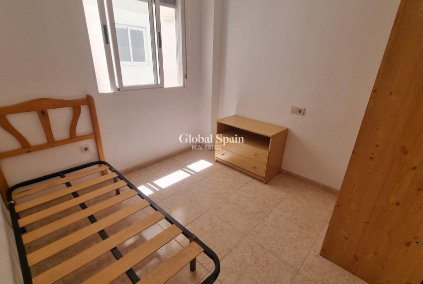 Resale - APARTMENT -
TORREVIEJA - El molino