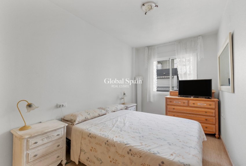 Resale - APARTMENT -
TORREVIEJA - El Molino