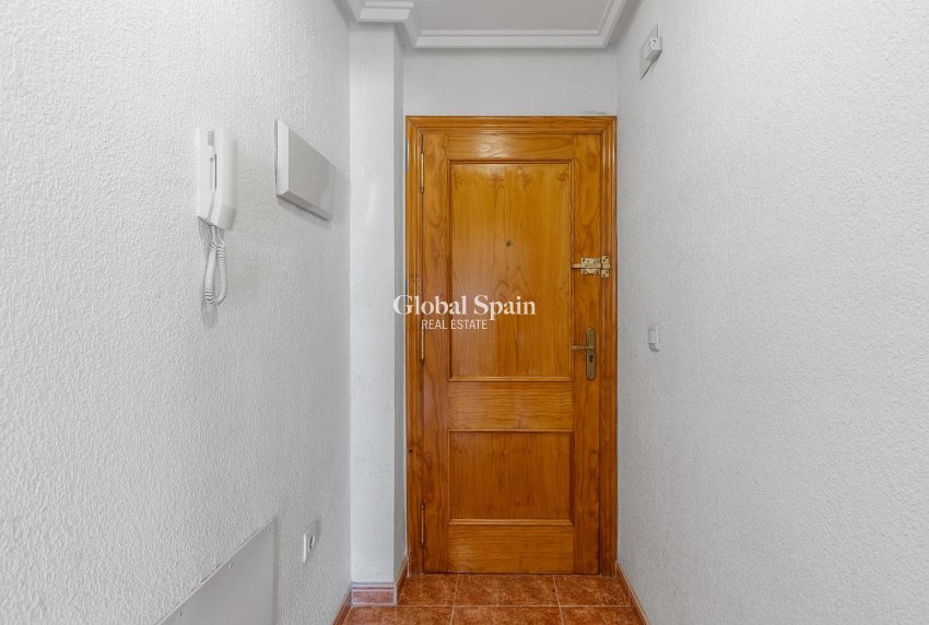 Resale - Apartment -
TORREVIEJA - Estacion de autobuses