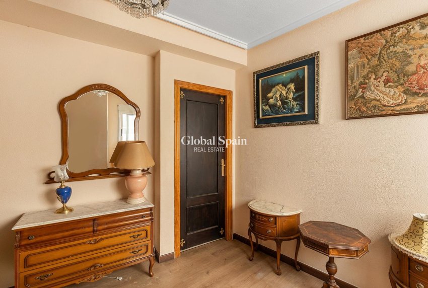 Resale - Apartment -
TORREVIEJA - Estacion de autobuses