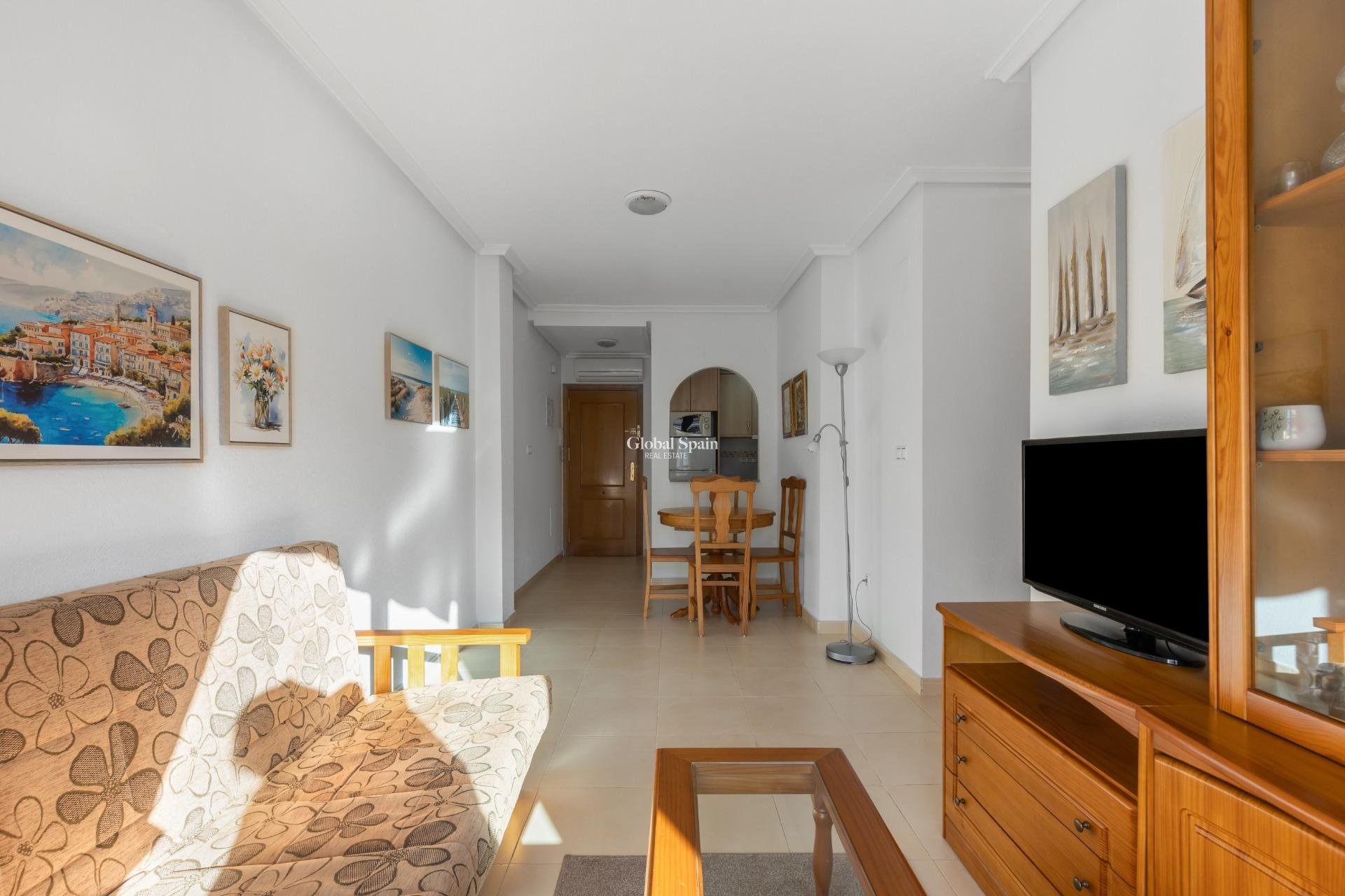 Resale - Apartment -
TORREVIEJA - Estacion de autobuses
