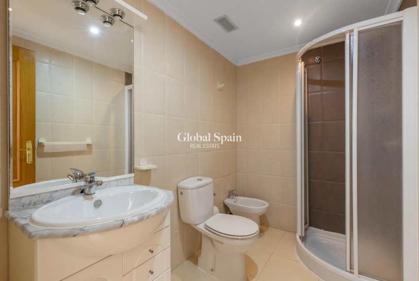 Resale - Apartment -
TORREVIEJA - Estacion de autobuses