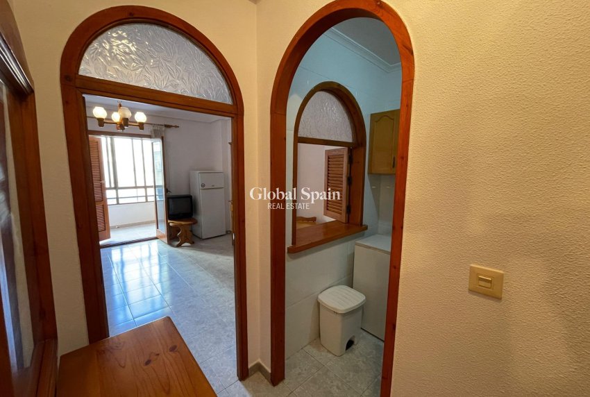 Resale - APARTMENT -
TORREVIEJA - Estacion de autobuses