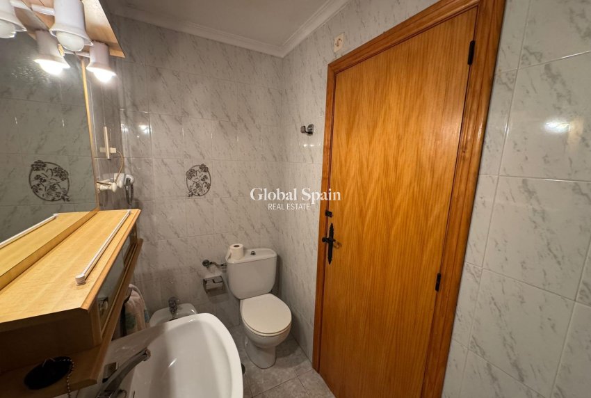 Resale - APARTMENT -
TORREVIEJA - Estacion de autobuses