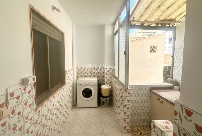 Resale - APARTMENT -
TORREVIEJA - Estacion de autobuses