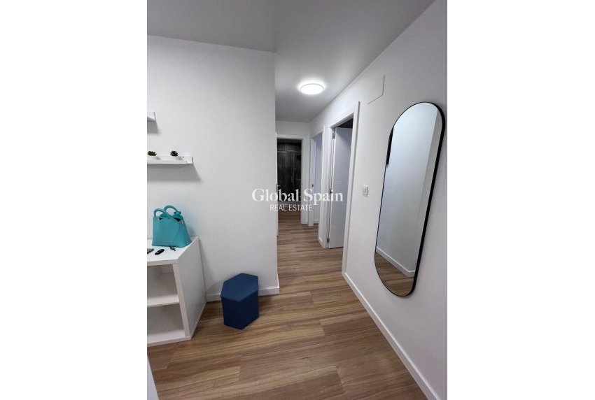 Resale - APARTMENT -
TORREVIEJA - Estacion de autobuses