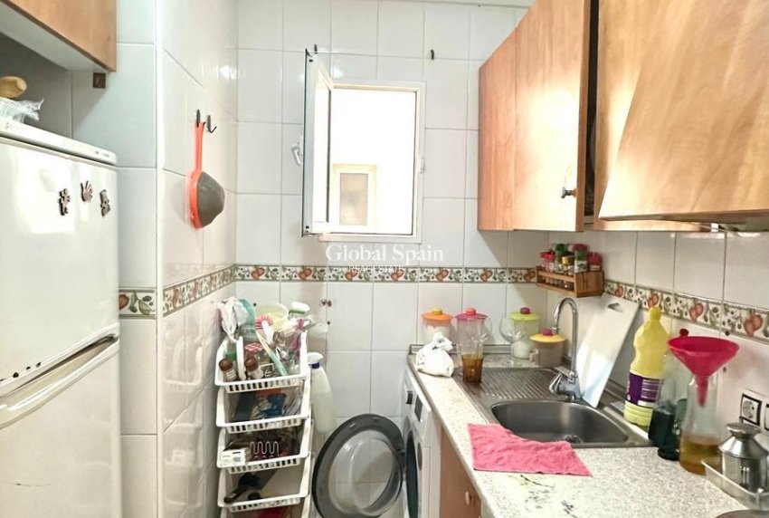 Resale - APARTMENT -
TORREVIEJA - Estacion de autobuses