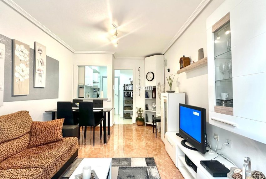 Resale - APARTMENT -
TORREVIEJA - Estacion de autobuses