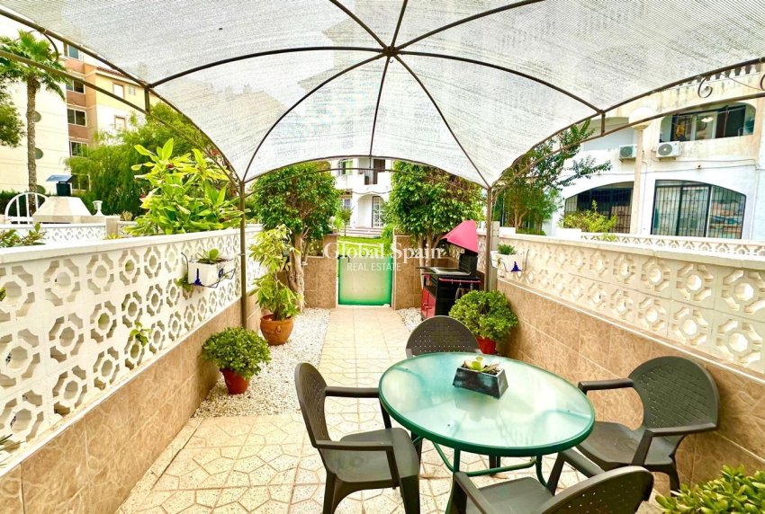 Resale - APARTMENT -
TORREVIEJA - Estacion de autobuses