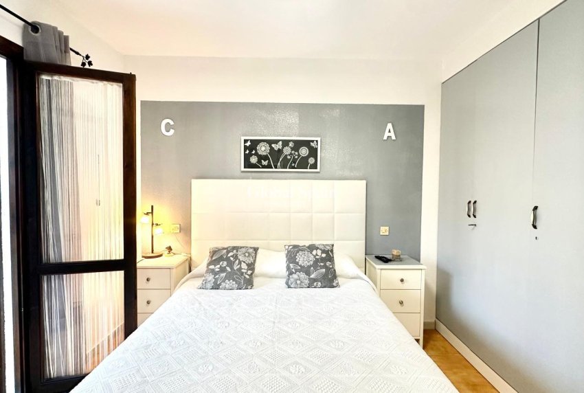 Resale - APARTMENT -
TORREVIEJA - Estacion de autobuses