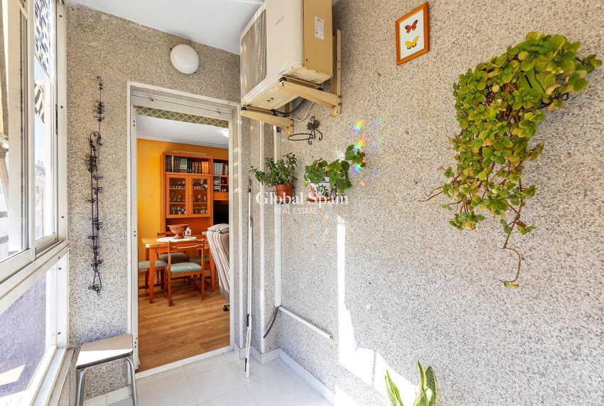 Resale - APARTMENT -
TORREVIEJA - Estacion de autobuses