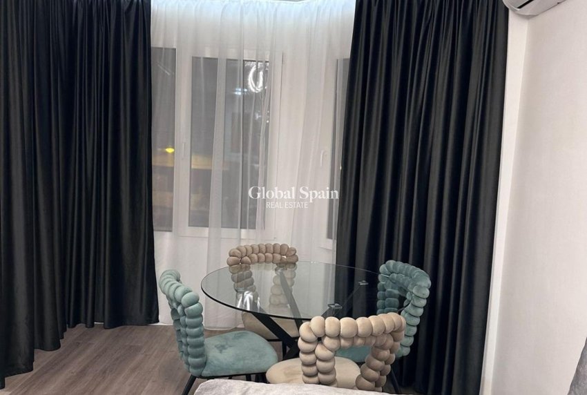 Resale - APARTMENT -
TORREVIEJA - Estacion de autobuses