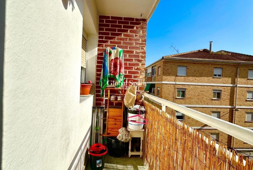 Resale - APARTMENT -
TORREVIEJA - Estacion de autobuses