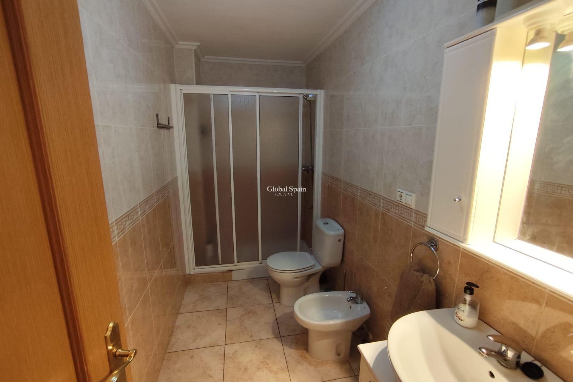 Resale - APARTMENT -
TORREVIEJA - Estacion de autobuses