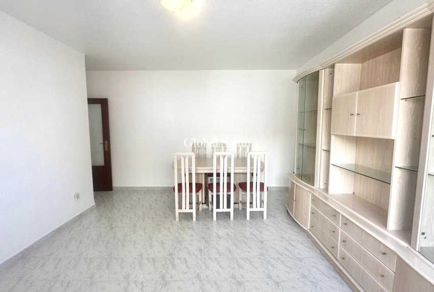 Resale - APARTMENT -
TORREVIEJA - Estacion de autobuses