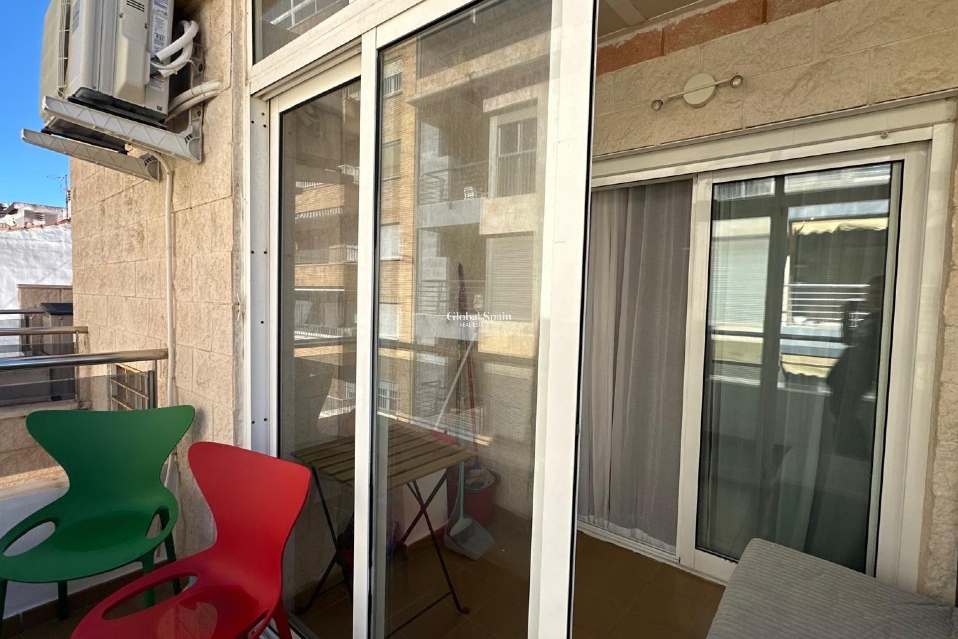 Resale - APARTMENT -
TORREVIEJA - Estacion de autobuses