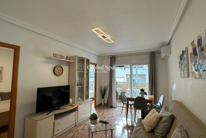 Resale - APARTMENT -
TORREVIEJA - Estacion de autobuses