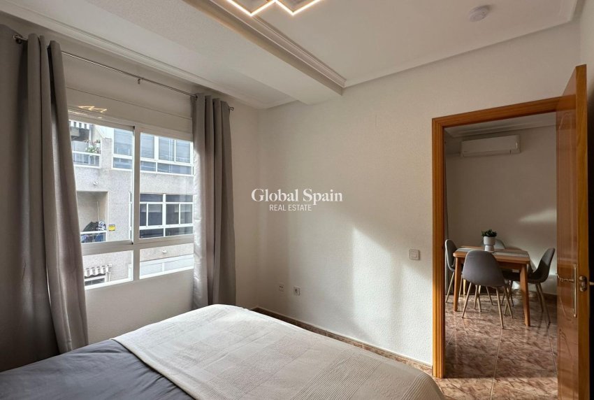 Resale - APARTMENT -
TORREVIEJA - Estacion de autobuses